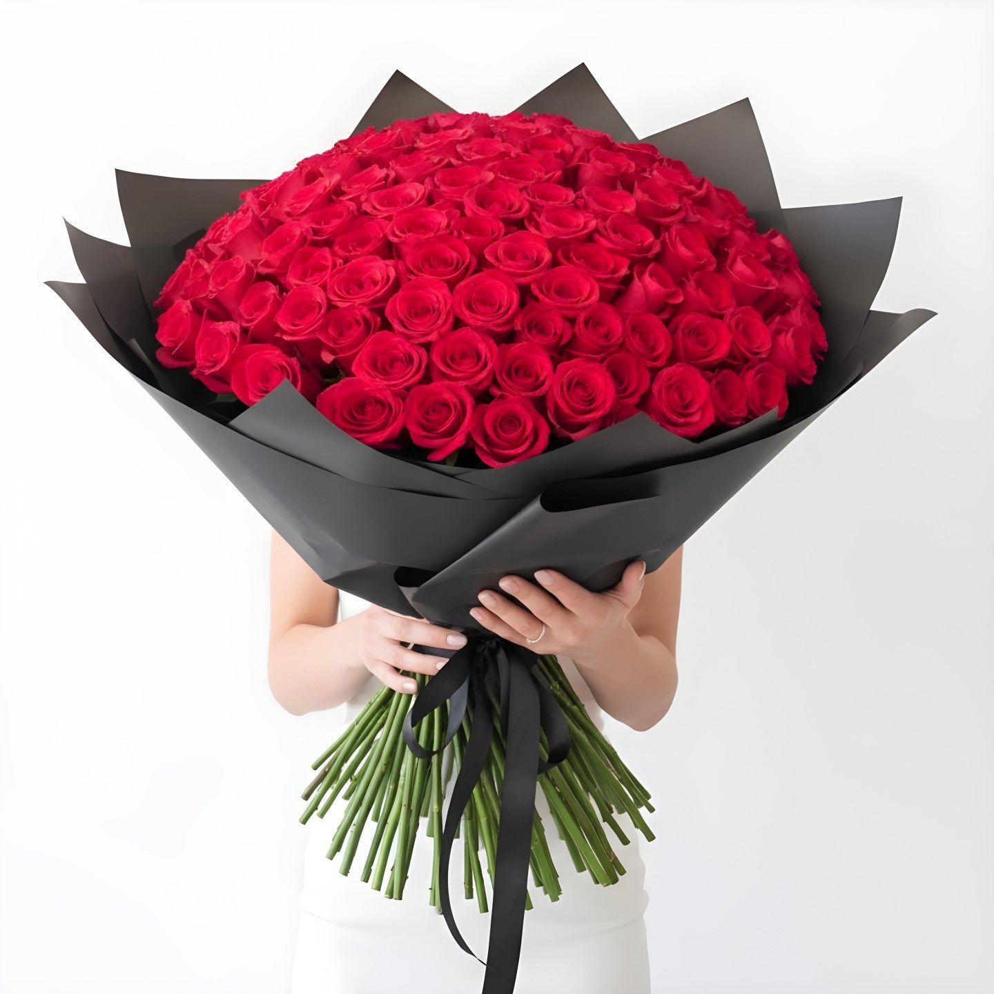 Valentine 150 Red Roses